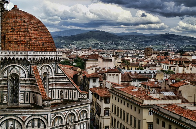 פירנצה היא עיר יפהפייה ומלאת היסטוריה, הממוקמת באזור טוסקנה שבאיטליה